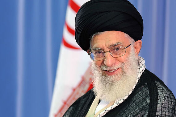 خنده رهبر کنار موشک های بالستیک+عکس