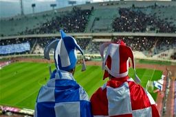  استفاده از ماشین حمل مصدوم اولین بار در دربی 104 + ویدئو