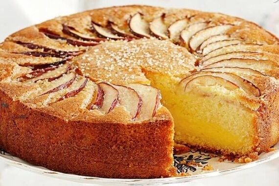 طرز تهیه کیک سیب با ماهیتابه + ویدئو