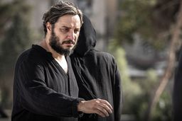 زخم کاری؛ زخم‌های قدیمی مثل زخم شمشیر هم تا امروز التیام یافته بودند | اما سریال زخم کاری داستان دیگری است