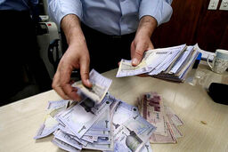 حال دادن شگفتانه دولت به بازنشستگان | برای بازنشستگان همه‌چی مجانی از درمان تا جراحی