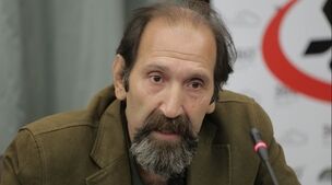 کارگردان معروف عزادار شد