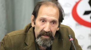 کارگردان معروف عزادار شد