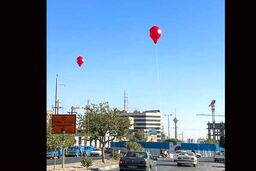 ماجرای بالن های قرمز در آسمان تهران چیست؟ 