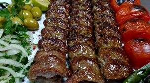 امروز ناهار چی بپزم؟ | طرز تهیه کباب کوبیده رستورانی در خانه با طعم و بوی ریحون