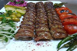 امروز ناهار چی بپزم؟ | طرز تهیه کباب کوبیده رستورانی در خانه با طعم و بوی ریحون