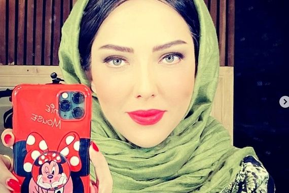 عکس جشن عقد لیلا اوتادی در روز ولادت حضرت محمد منتشر شد | لیلا خانوم چه لباس عقد اروپایی و گرون قیمت نایسی هم پوشیدن! + عکس جدید
