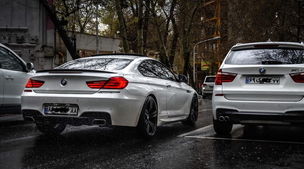 چرا رانندگان با خودروهای لوکس بیشتر جریمه می‌شوند؟ واقعیت یا پیش‌ داوری پلیس؟