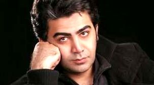 عکس زیر خاکی از فرزاد حسنی