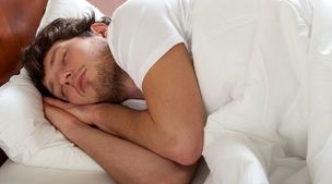 خواص بی‌نظیر این موقع خوابیدن برای قلب