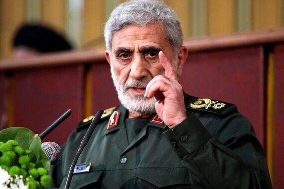 سردار قاآنی در مراسم استقبال شهید نیلفروشان در فرودگاه مهرآباد