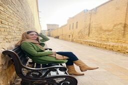 آغاز بازیگری بهنوش طباطبایی