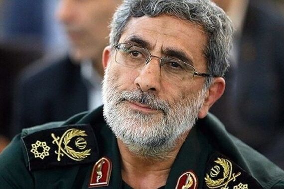 سلفی سردار قاآنی در فرودگاه مهرآباد