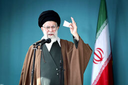 رهبر انقلاب اسلامی به نماز جمعه می‌آیند
