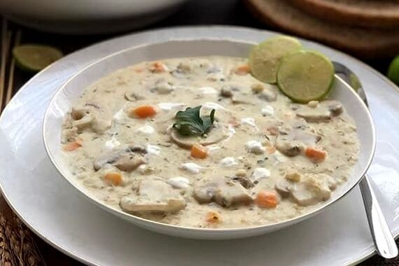 (ویدئو) طرز تهیه سوپ جو با شیر شک و مجلسی + مواد لازم