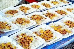 ارسال رایگان نذری حسینی با ته‌دیگ به درب منزل+نحوه سفارش! | با کد دستوری *۸۸۷۷*۰۲۴# نذری سفارش دهید