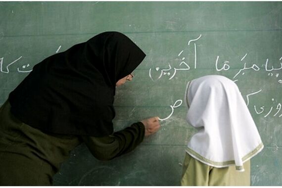 مدارس تهران فردا باز است؛ تعطیلی مدارس بی تعطیلی | حالگیری عجیب از دانش‌آموزان تهرانی