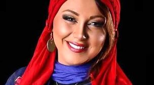 دلبری کردن بهنوش بختیاری با لباس هندی برای هالک | خانم چه عشوه ای میاد با چتریای آبیش