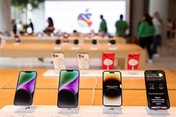 ثبت گمرکی آیفون مسافری در فرودگاه امام آغاز شد