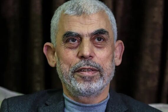 وسایل همراه یحیی سنوا رمزگشایی شد+عکس